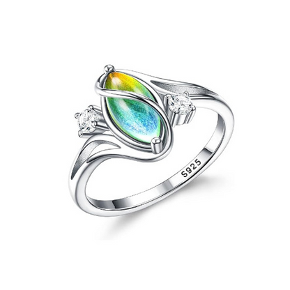 💍 🔥 Geometryczny owalny pierścionek z kamieniem księżycowym i cyrkoniami – mistyczny, olśniewający i ponadczasowo elegancki! 🌙✨