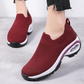 Nazujte je během vteřiny díky elastickému ponožkovému límci – prodyšné platformové tenisky. Na dobírku! 👟