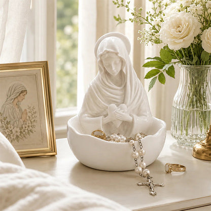 Elegantní pryskyřičná figurka na stůl